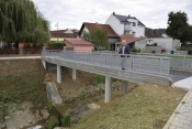 Završena izgradnja mosta preko potoka Vučjak kao dio projekta uređenja šetnice uz rijeku Orljavu