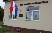 Komemoracija uz 29. godišnjicu pogibije hrvatskih branitelja uz spomen ploču u Poljanskoj