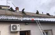 Vatrogasci iz Požeško-slavonske županije i dalje angažirani na uklanjanju posljedica potresa
