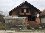 Na zasada neutvrđeni način došlo do požara obiteljske kuće u kojoj nitko ne živi