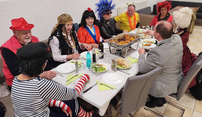 0 02 05 a81355a64dc1434f41639926fd8c188f120e54a104884d8dfcabaedc35c6c003 c49796eeaf250d51