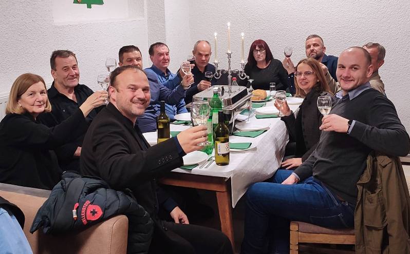 0 02 05 fadcc0cf832eacfa560b5c2894b505c31127660bec17555d3e4a0b7a79e34e88 494827e41a9174f