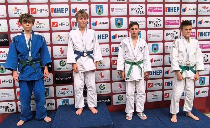 IMG 288c1fb06dab0ea154c5c5bc08246d10 V