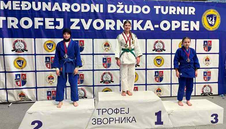 IMG 8c67efe728362f0e35d88fe58c0a37d4 V