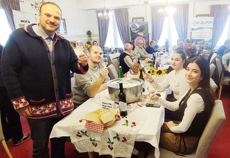 0 02 05 60a2fba7d8df9bc9a577858122d9a16a560df4779e7861d2c1598b6b700afc5b 8b82244e79b18ca7