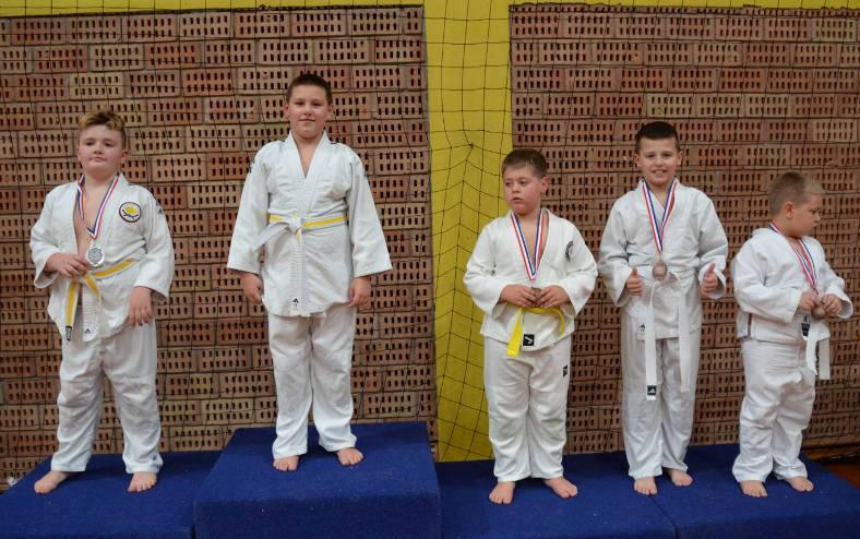 IMG 58631782902a0bde7dc2afcd4a0dd570 V 1