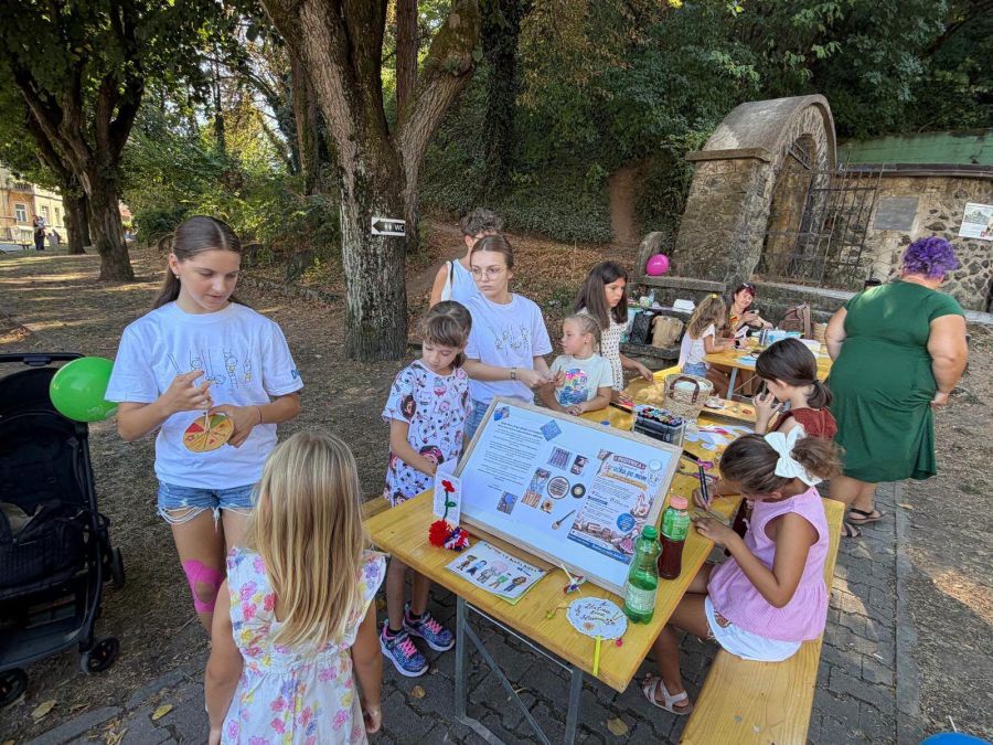 Radionica „Igračka po mom“ okupila najmlađe kreativce pod Starim gradom