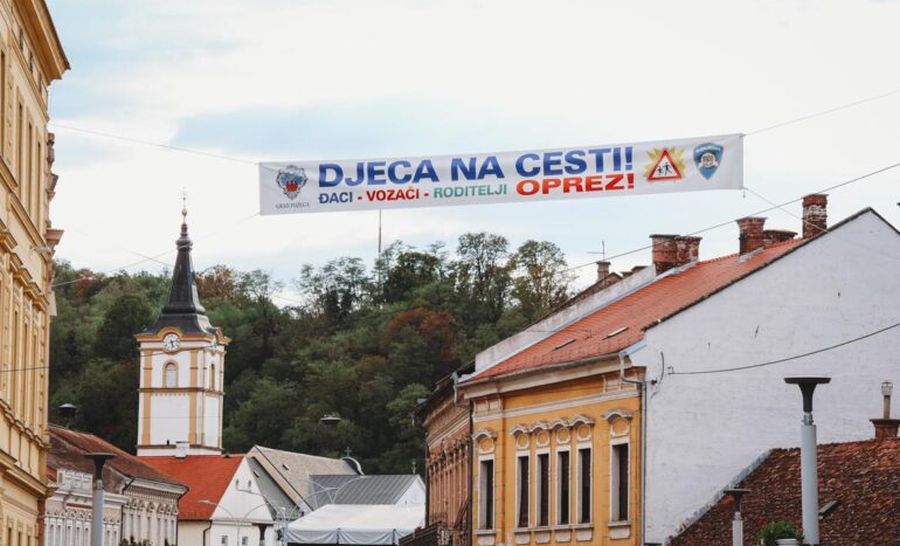 Počinje nova školska godina: Policija pojačano nadzire promet i sigurnost djece kroz akciju „Poštujte naše znakove“