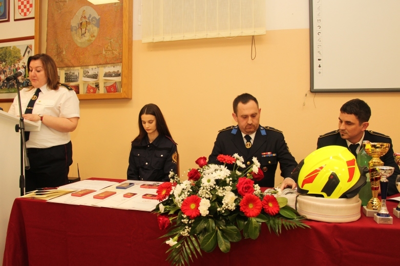 117. Redovna i Izvještajna skupština DVD Jakšić sa brojnom vatrogasnom mladeži koja osvaja odličja na natjecanjima