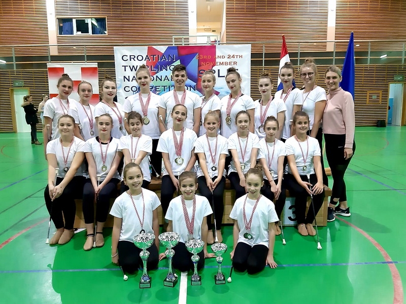 Čak 10 zlata s Državnog twirling prvenstva za Požežane