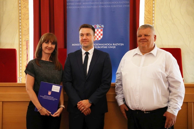 Gradu Pleternici 24 tisuće eura za projekt “Tambura ritam zajedništva”