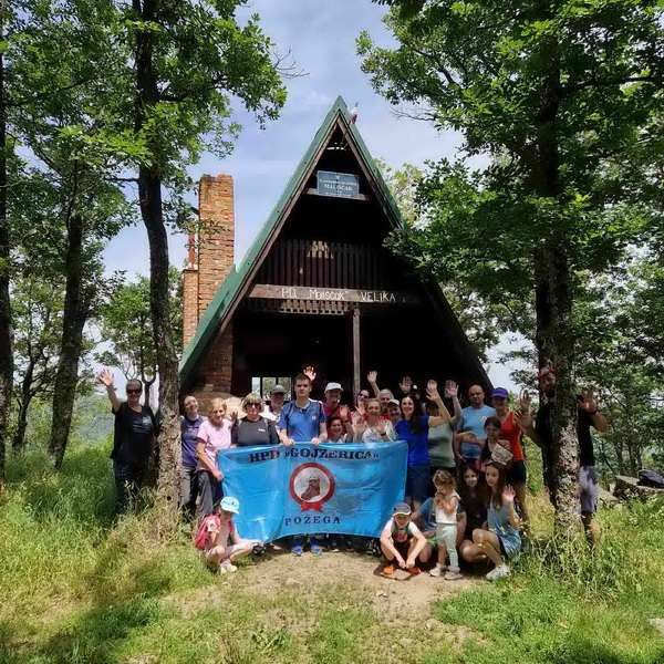 HPD "Gojzerica" organizirala izlet na Mališćak za slijepe i slabovidne osobe požeške Udruge slijepih