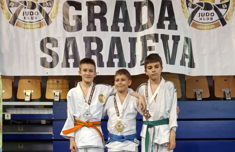 Judo klub "Slavonac" Čaglin vratio se iz Sarajeva sa 4 medalje