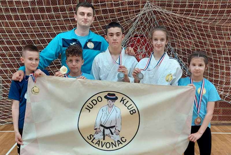 Judo klub "Slavonac" iz Čaglina osvojio 5 medalja na Međunarodnom Kupu Dugava
