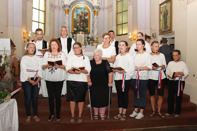 Marijanske pjesme pjevalo šest pjevačkih skupina