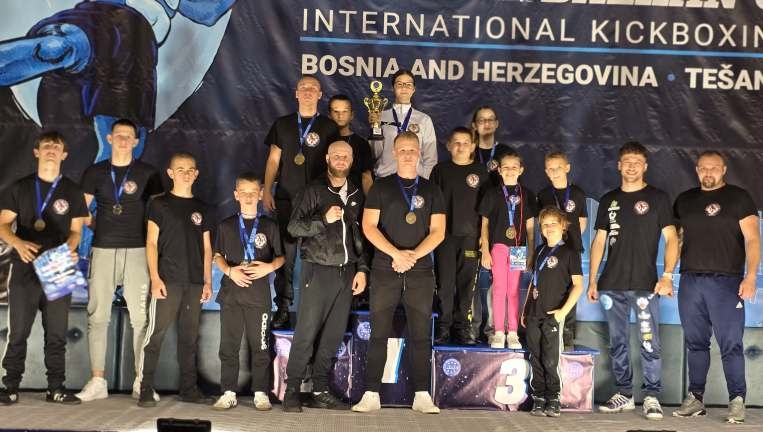 Natjecatelji KBK "Borac" Požega uspješni na natjecanju u Tešnju - Ivona Novak osvojila Kup Balkana