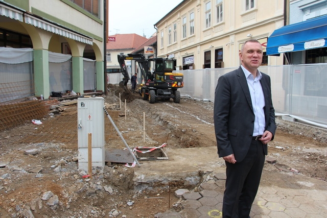 Neferović: "Ovo radim za grad i ne želim se osvrtati na političke klošare"