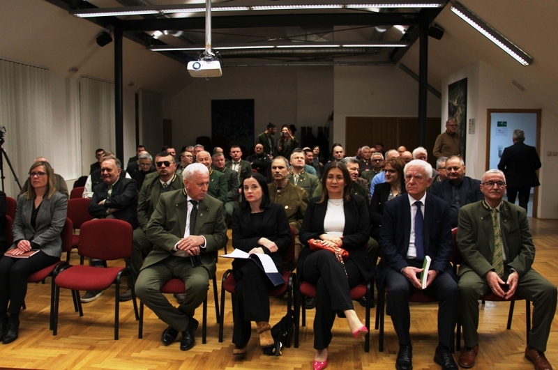 Održan okrugli stol o percepciji lovaca u medijima povodom Memorijala Duško Radić i promocija knjige "Zapisi jednog lovca II"