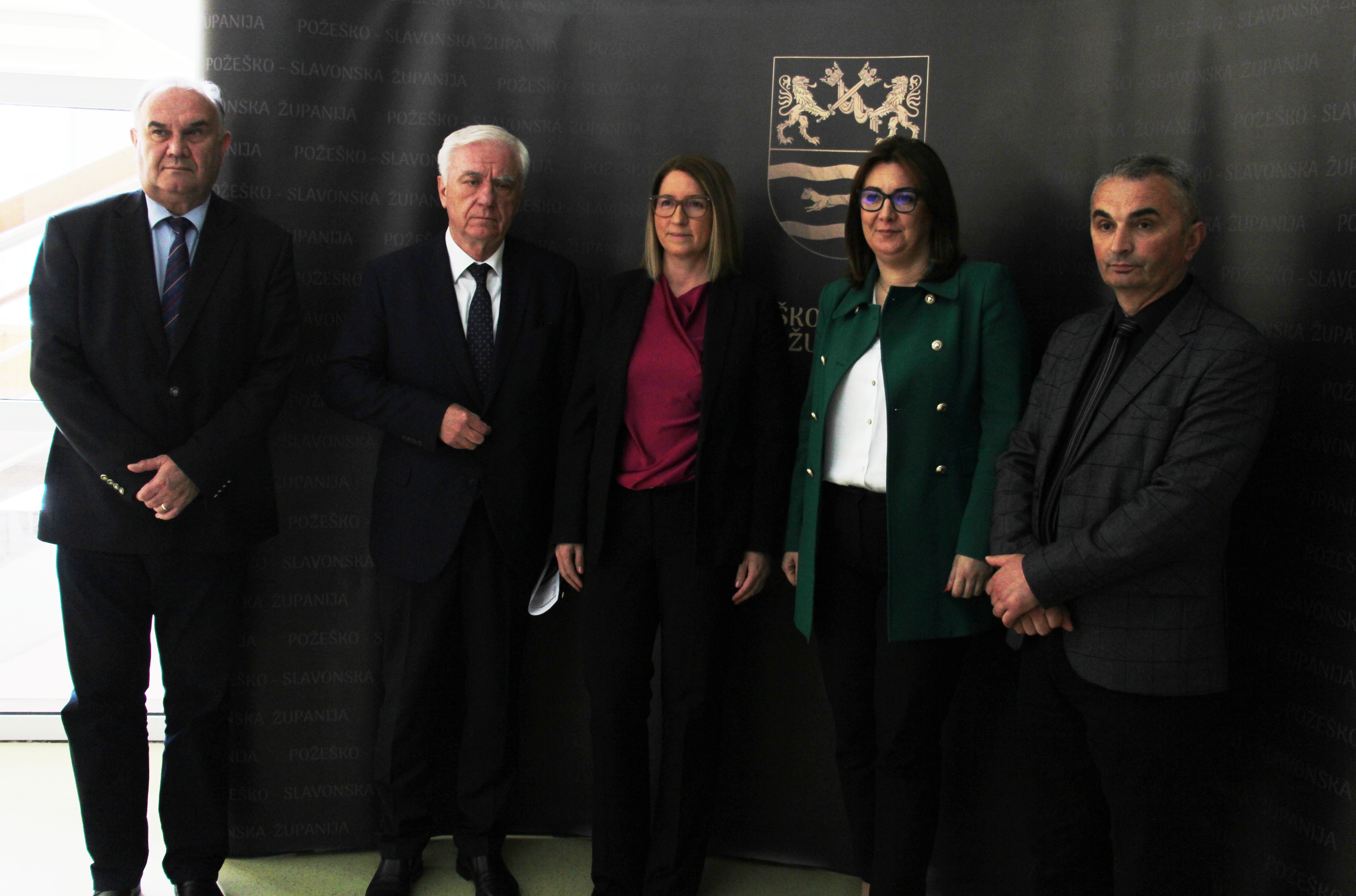 Održan stručni skup „Inovativni pristup održivom razvoju lokalne zajednice“ uz Dan županije