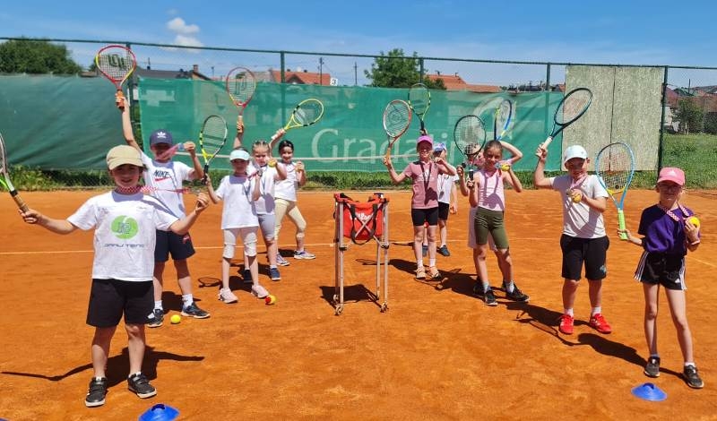 Održano Otvoreno prvenstvo Požege u kategorijama do 8 i 10 godina - natjecatelji Tenis kluba Požega uspješni