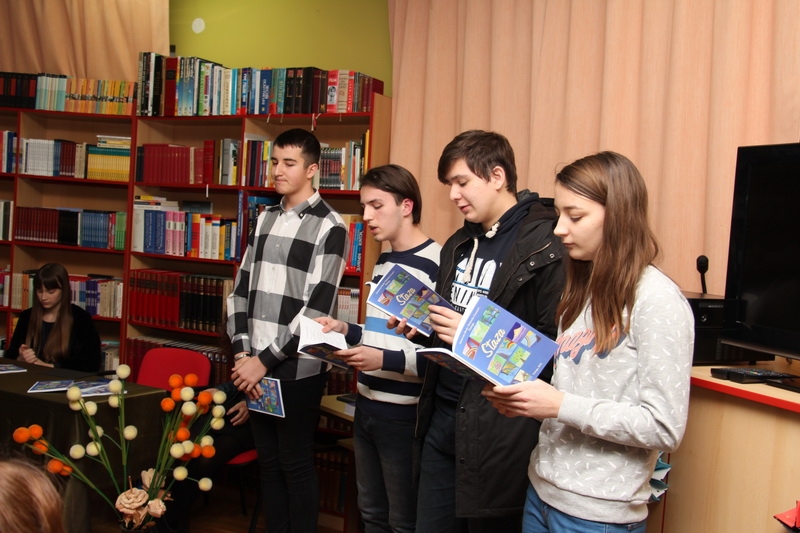 Otvorena izložba školskih likovnih radova i promovirana nova zbirka pjesama „Staze“