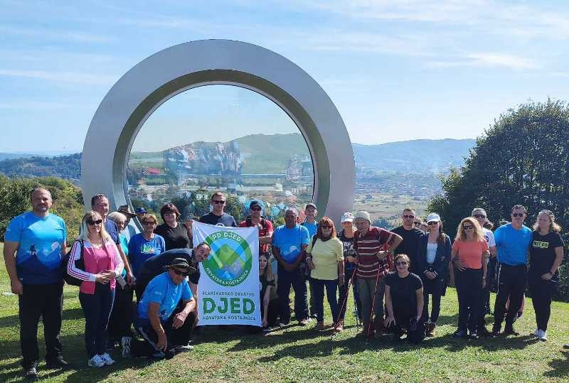 Planinari HPD-a "Sokolovac" Požega na tradicionalnoj Kestenijadi u Hrvatskoj Kostajnici