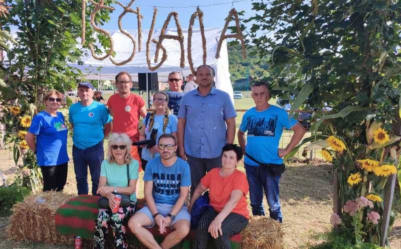 Planinarski pohod HPD-a "Sokolovac" po Dilj Gori završio na 7. "Iššijadi" u Ruševu i ukusnom pilećem paprikašu
