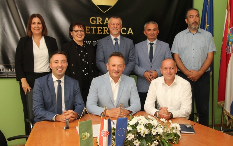 Potpisan novi ugovor o nastavku radova na Aglomeraciji Pleternica koji je prekinut zbog problema s izvođačem radova
