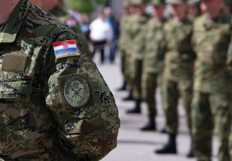 Povodom Dana Oružanih snaga Republike Hrvatske, Dana Hrvatske vojske i Dana Hrvatske kopnene vojske čestitku uputila županica Antonija Jozić