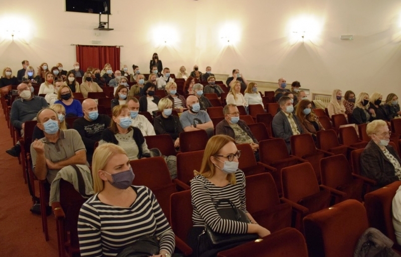 Požega sa prvom kino predstavom nakon 21 godine kreće u kazalištu i s kinom
