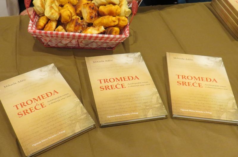 Požeški Ogranak MH s Mihaelom Adžić o "Tromeđi sreće" prvom autobiografskom romanu