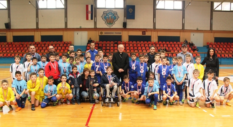 Prikupljeno oko 15 tisuća kuna za pomoć Stjepanu Segečiću