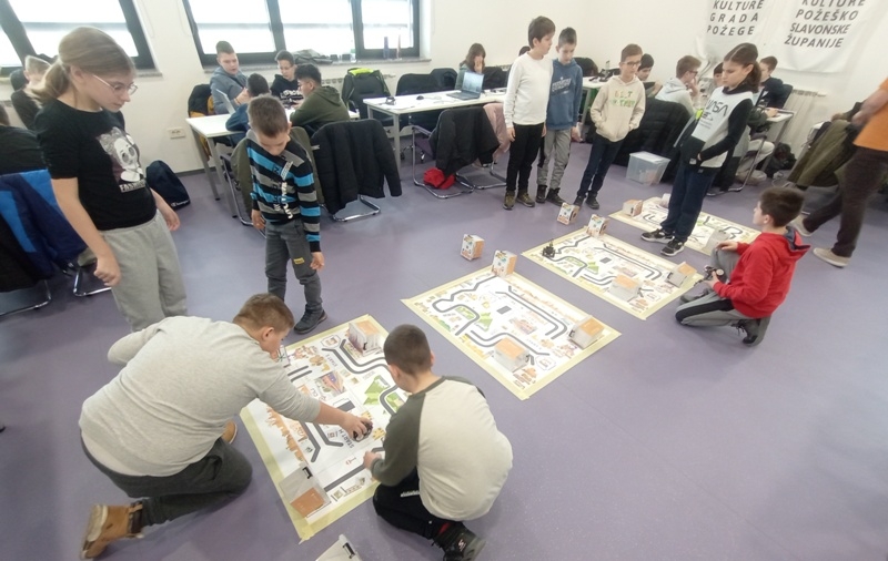 Regionalno natjecanje iz robotike u organizaciji Zajednice tehničke kulture grada Požega