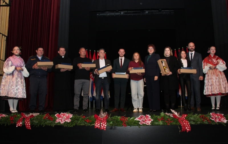 Svečana sjednica Gradskog vijeća grada Pleternice uz Dan grada i blagdan zaštitnika sv. Nikole