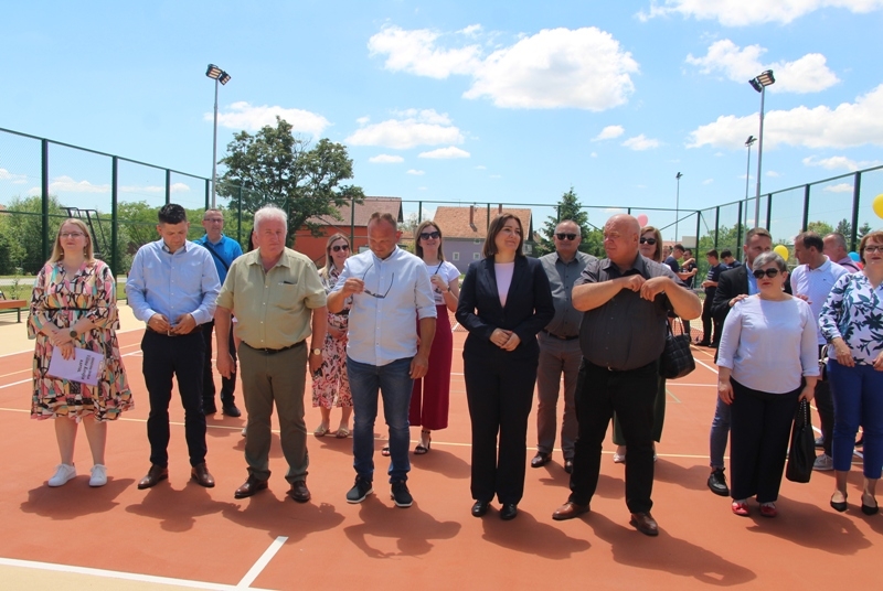 Svečano otvoren novo izgrađeni sportski objekt u Kaptolu - Sportski park bogatiji za suvremeni tenis teren vrijedan 140 tisuća eura