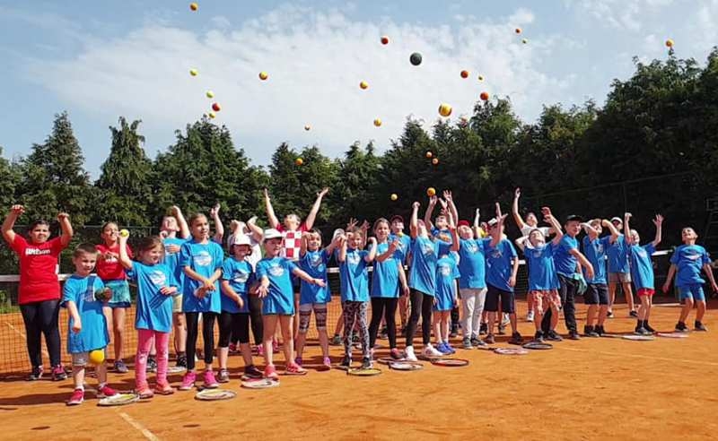 Teniski klub Požega organizira besplatnu ljetnu školu "Tenis je igra, igraj tenis"