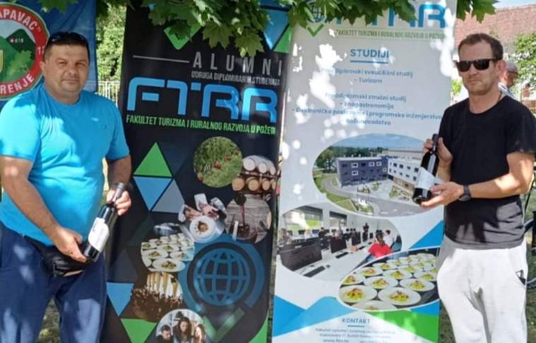 Udruga diplomiranih studenata Alumni "FTRR" sudjelovala na natjecanju  8. Festival slanine i vina "Slanvin"