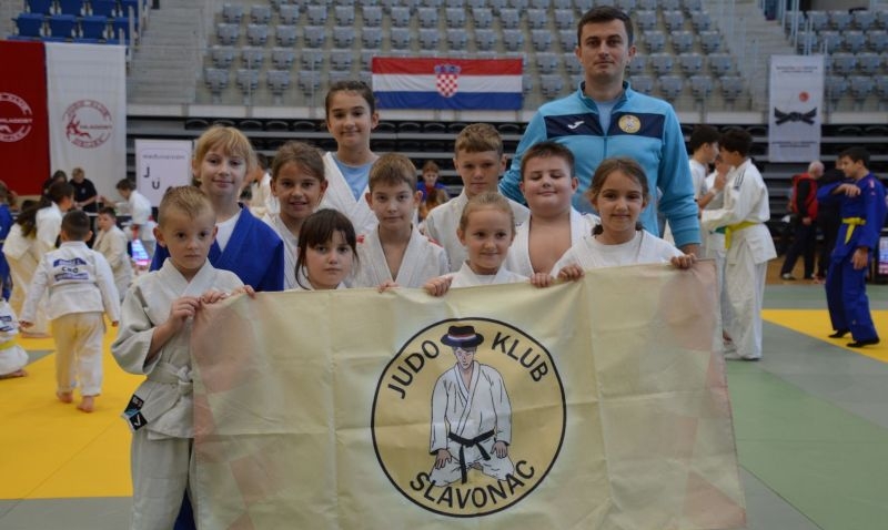 Uspješan nastup i 15 osvojenih medalja Judo kluba "Slavonac" Čaglin na Međunarodnom judo turniru “Memorijal Josip Potnek” u Osijeku