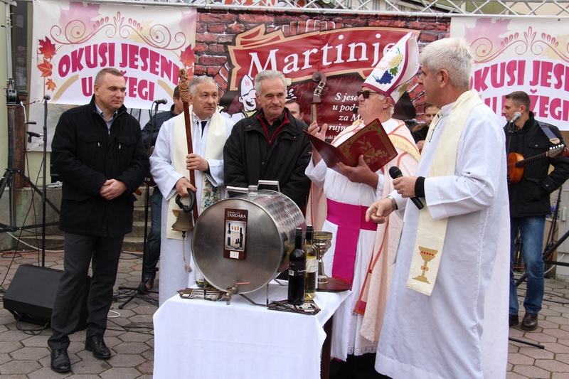 Uz gradonačelnika Neferovića i vinskog kardinala Bauera vinski biser kum, vinar Stanko Zrinščak