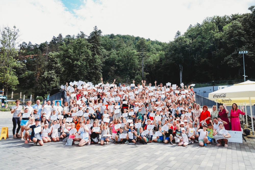 Više od 400 djece završilo školu plivanja u sklopu projekta „Igraj, uči, rasti – požeško-slavonski program za djecu“