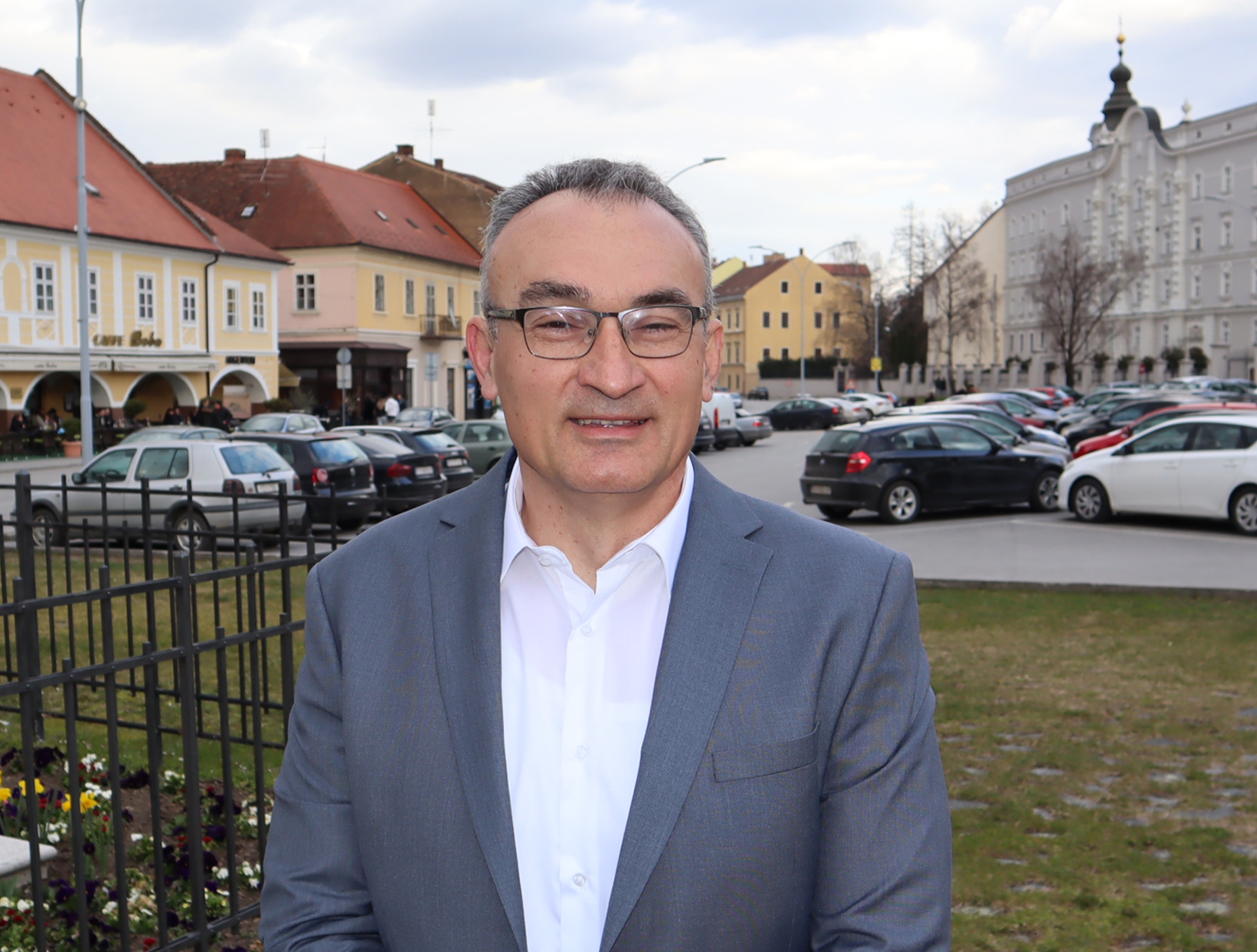 Zašto se Gradonačelnik „srami“ svoje šogorice i zašto u bescjenje rasprodaje gradsku imovinu???