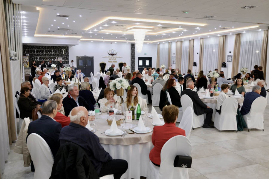 U Velikoj održana jubilarna 30. Lička večer: Tri desetljeća čuvanja ličke baštine, tradicije i zajedništva