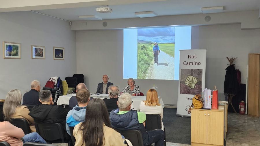 Liječnici Vesna i Dražen Oršulić požeškim planinarima predstavili svoje iskustvo s Camina dugog 800 kilometara