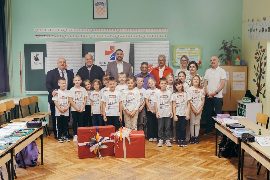 Zdravozubci: Nagrađeni učenici s najboljim rezultatima, započeo novi ciklus projekta