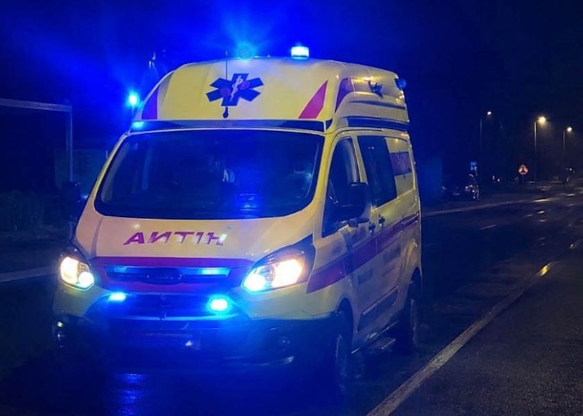 Mladi vozač zbog neprilagođene brzine sletio s kolnika, u Pleternici alkoholizirani vozač sletio i prevrnuo automobil