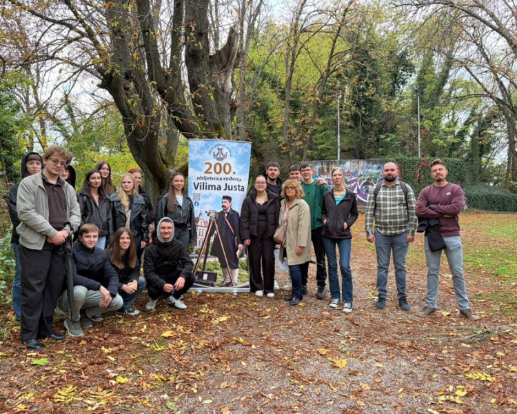 Stopama Vilima Justa: Edukativna šetnja Požegom oživjela povijest poznatog skladatelja i vizionara