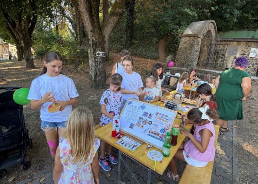 Radionica „Igračka po mom“ okupila najmlađe kreativce pod Starim gradom