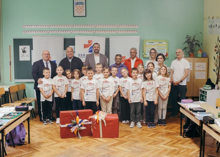Zdravozubci: Nagrađeni učenici s najboljim rezultatima, započeo novi ciklus projekta