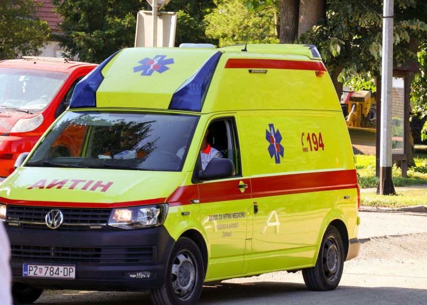 28-godišnjak izgubio nadzor nad mopedom i pao na kolnik, zabilježena i dva bijega s mjesta prometnih nesreća