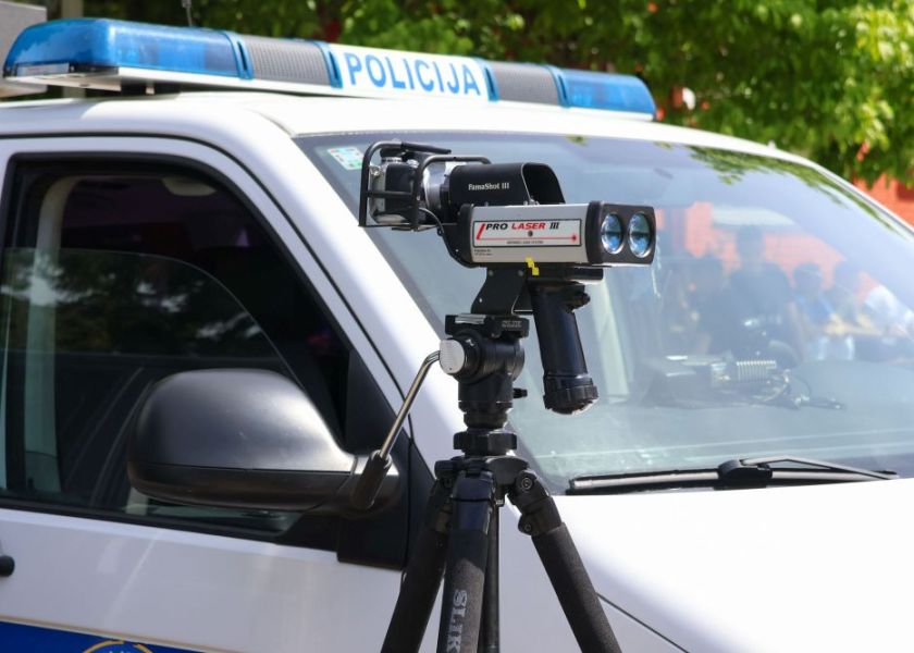 Vozio kroz naselje brzinom od 107 km/h